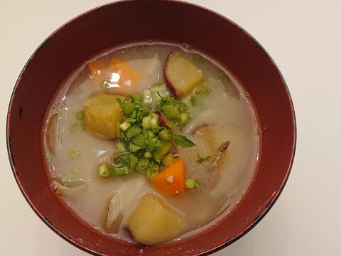 秋の味覚♪根菜de味噌スープ